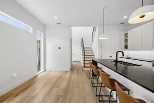 818 Muncie Ave, Dallas, TX 75212 - Photo 10