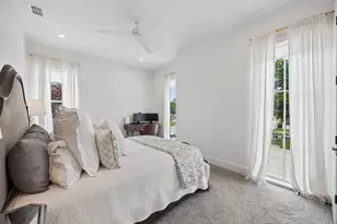 818 Muncie Ave, Dallas, TX 75212 - Photo 22