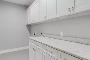 3706 W Beverly Dr, Dallas, TX 75209 - Photo 4