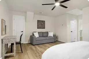 9690 Fallbrook Dr, Dallas, TX 75243 - Photo 24