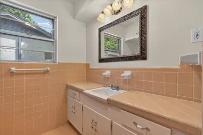 7148 Walling Lane, Dallas, TX 75231 - Photo 26