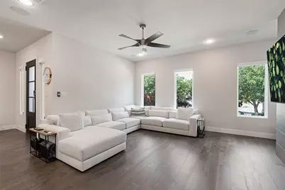 4126 Entrada Way, Dallas, TX 75219 - Photo 6