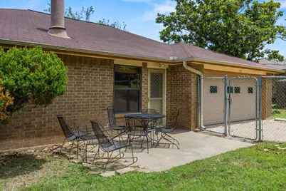 119 N Beltwoods Drive, DeSoto, TX 75115 - Photo 2