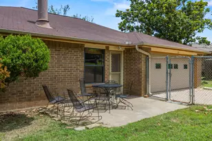 119 N Beltwoods Dr, DeSoto, TX 75115 - Photo 2