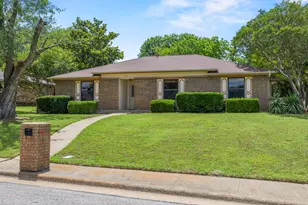 119 N Beltwoods Dr, DeSoto, TX 75115 - Photo 1