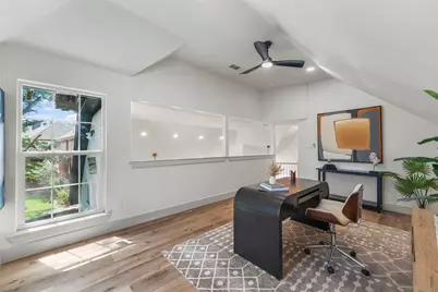 304 Riverwalk Lane, Irving, TX 75063 - Photo 26