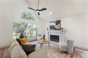 304 Riverwalk Ln, Irving, TX 75063 - Photo 6