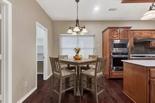 706 Green Apple Dr, Garland, TX 75044 - Photo 10