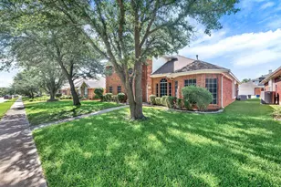 706 Green Apple Dr, Garland, TX 75044 - Photo 1