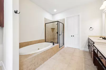610 Via Ravello #201, Irving, TX 75039 - Photo 24