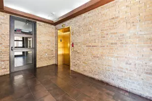 610 Via Ravello, Irving, TX 75039 - Photo 4