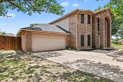 7654 Moss Court, North Richland Hills, TX 76182 - Photo 4