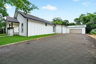 2923 Walnut St, Greenville, TX 75401 - Photo 2