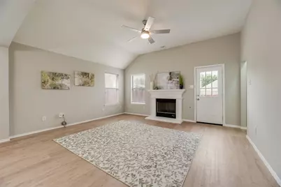 5512 Worley Drive, The Colony, TX 75056 - Photo 8