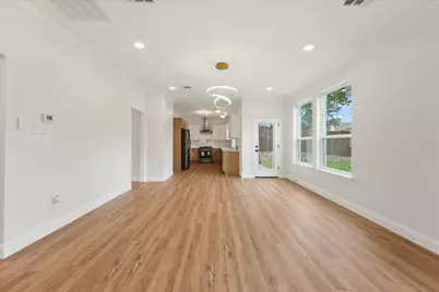 1404 Meadowbrook Drive, McKinney, TX 75069 - Photo 8