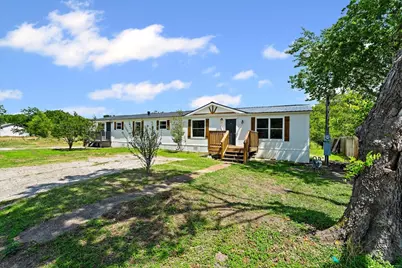 109 T A Carroll Avenue, Corsicana, TX 75110 - Photo 2
