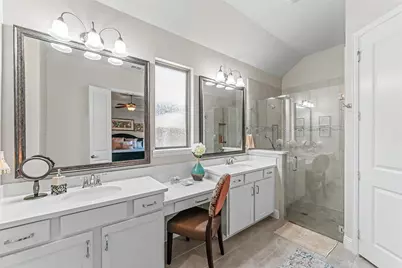 7721 Haddington, The Colony, TX 75056 - Photo 14