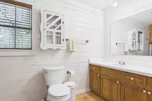 3221 Bandera St, Athens, TX 75752 - Photo 30