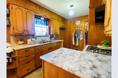 661 S 11th Avenue, Munday, TX 76371 - Photo 12