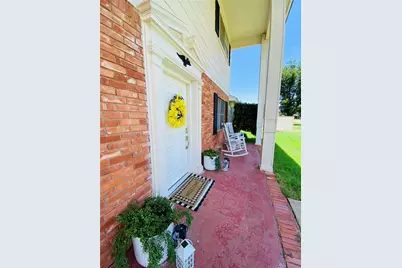 661 S 11th Avenue, Munday, TX 76371 - Photo 2