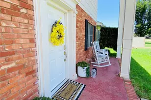 661 S 11th Ave, Munday, TX 76371 - Photo 2