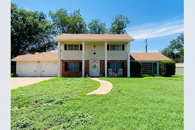 661 S 11th Avenue, Munday, TX 76371 - Photo 1