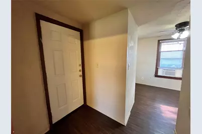 511 W Collins Street, Denton, TX 76201 - Photo 2