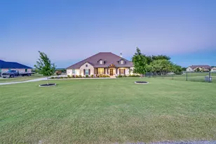 8624 Bricelyn Ct, Godley, TX 76044 - Photo 38