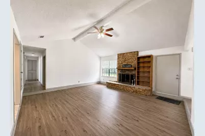 2401 Stephen Lee Drive, Fort Worth, TX 76119 - Photo 12