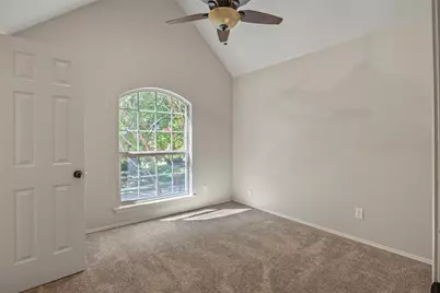 5812 Kingsbrook Drive, Plano, TX 75093 - Photo 20