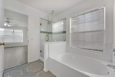 1407 Autumncrest Drive #5, Arlington, TX 76002 - Photo 16