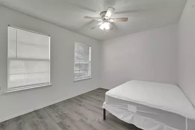 1407 Autumncrest Drive #5, Arlington, TX 76002 - Photo 18