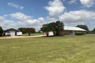 14261 Wortham Bend Rd, China Spring, TX 76633 - Photo 2