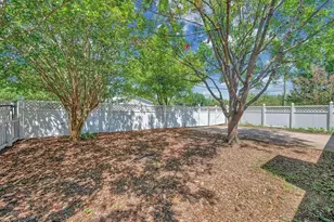 1732 Hilltop Dr, Waco, TX 76710 - Photo 26