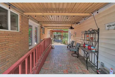 1732 Hilltop Drive, Waco, TX 76710 - Photo 24