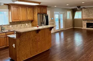 1732 Hilltop Dr, Waco, TX 76710 - Photo 8