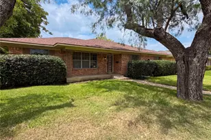 3327 Portlock Dr, Farmers Branch, TX 75234 - Photo 14