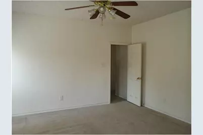 123 E Clubview Circle E, Murphy, TX 75094 - Photo 8