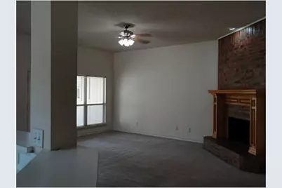 123 E Clubview Circle E, Murphy, TX 75094 - Photo 4