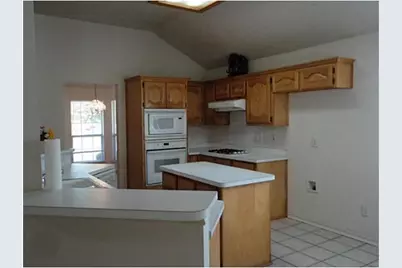 123 E Clubview Circle E, Murphy, TX 75094 - Photo 10