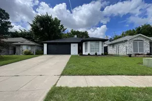 5600 Northstar Ln, Arlington, TX 76017 - Photo 1
