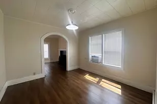 414 W 4th St, Mt Pleasant, TX 75455 - Photo 8