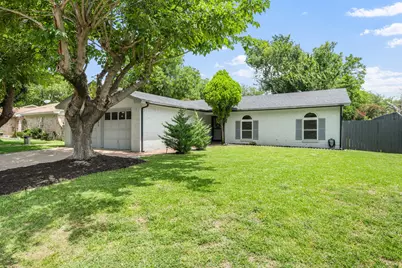 1711 Briar Meadow Drive, Arlington, TX 76014 - Photo 2