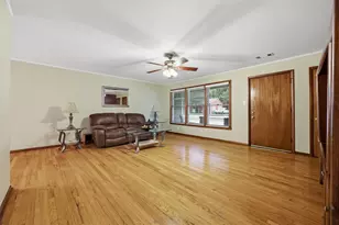 1307 N Gaines St, Ennis, TX 75119 - Photo 12