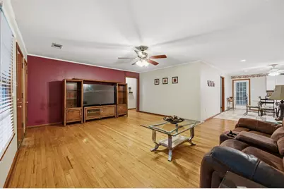 1307 N Gaines Street, Ennis, TX 75119 - Photo 10