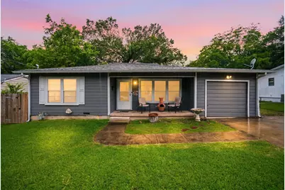 1307 N Gaines Street, Ennis, TX 75119 - Photo 1