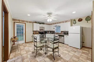1307 N Gaines St, Ennis, TX 75119 - Photo 16