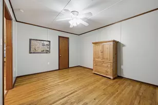 1307 N Gaines St, Ennis, TX 75119 - Photo 26