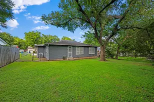 1307 N Gaines St, Ennis, TX 75119 - Photo 30