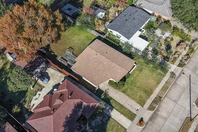 7207 Dalewood Lane, Dallas, TX 75214 - Photo 2